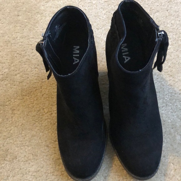 Booties - Picture 2 of 3